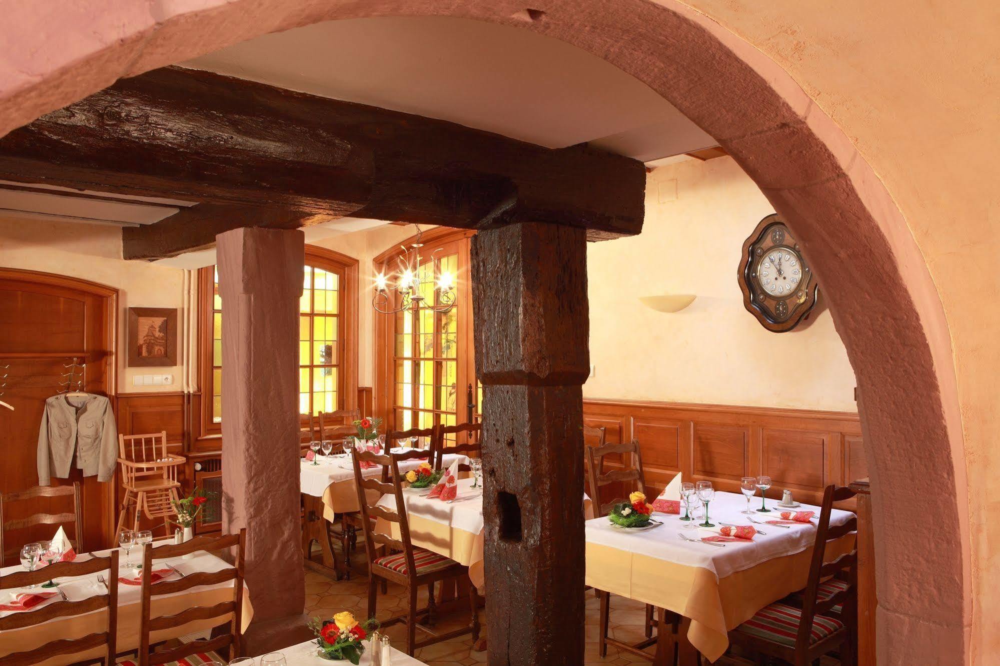 Hotel Restaurant A la Vignette Saint-Hippolyte  Esterno foto