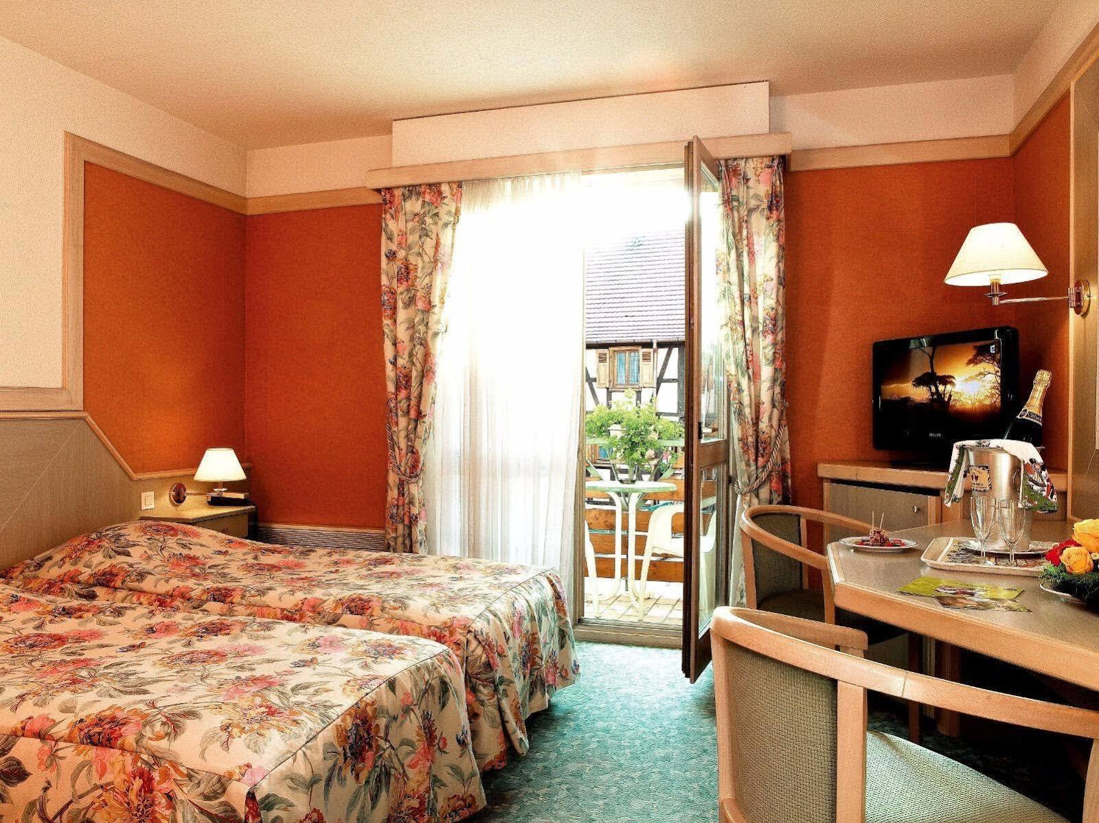 Hotel Restaurant A la Vignette Saint-Hippolyte  Esterno foto